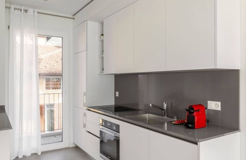 Lugano Apartamento | Cozy & Modern Flat for 6 people / Free Parking