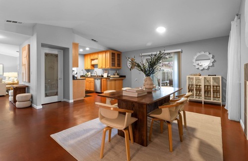 Modesto Casa | Cozy Modesto Charmer: 3 bedrooms 2 baths