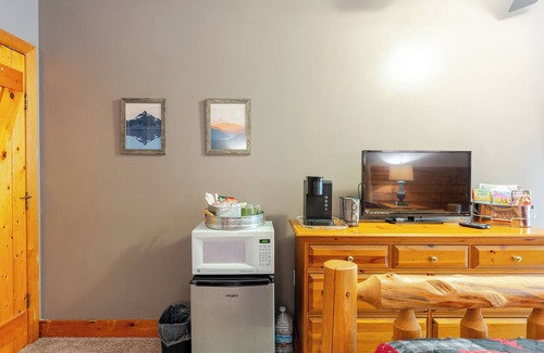 Asheville Cabina | Cozy Mountain Cabin Close to Downtown!