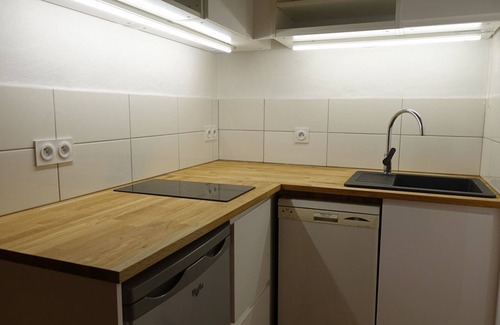 Areches Apartamento | Apartamento para 4 personas, estilo montaña, en el centro del pueblo, cerca de remontes y con piscina