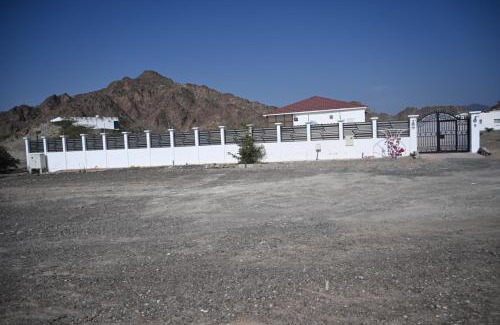 Ajman Casa | Cozy Mountain House Near Hatta