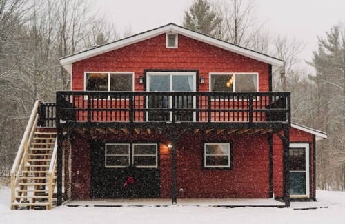 Wilmington Casa | Cozy Mountain House- 50 acres/Trails/Whiteface mnt