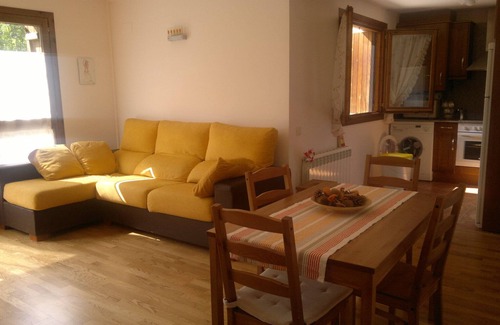 Sesue Apartamento | Acogedora Morada de Montaña