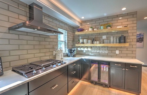 Carbondale Casa | Cozy Mountain Retreat! Golf, Fish,Hot Tub, Pet Friendly, 30 miles to Aspen!