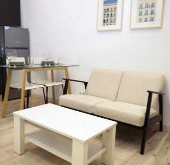 La Maternitat i Sant Ramon Apartamento | Cozy near the Barcelona Camp Nou Stadium