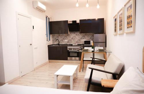 La Maternitat i Sant Ramon Apartamento | Cozy near the Barcelona Camp Nou Stadium