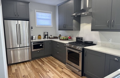 Waterford Casa | Cozy Niantic Waterfront Home w/Dock! Minutes from Mystic, Restaurants & Beaches!