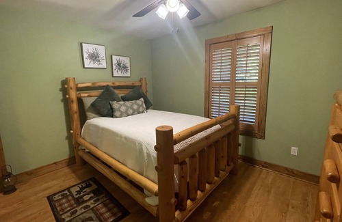 Brownsville Cabina | Cozy Nolin Lakefront Retreat at Mammoth Cave