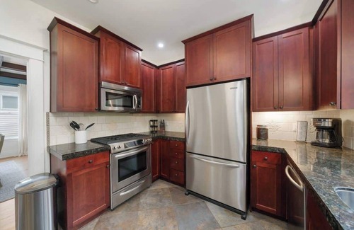 Corbett - Terwilliger - Lair Hill Casa | Cozy Oasis - 5BD Pet-Friendly Home - Arcade
