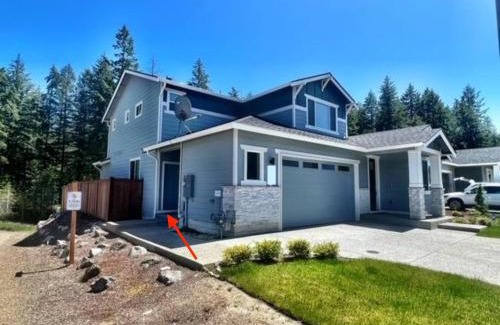 Port Orchard Apartamento | Cozy Oasis in Port Orchard - Private 1BR Suite with Trails