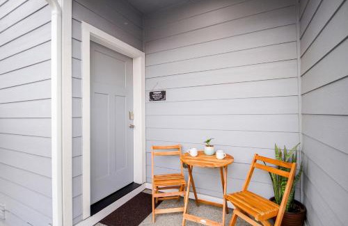 Port Orchard Apartamento | Cozy Oasis in Port Orchard - Private 1BR Suite with Trails