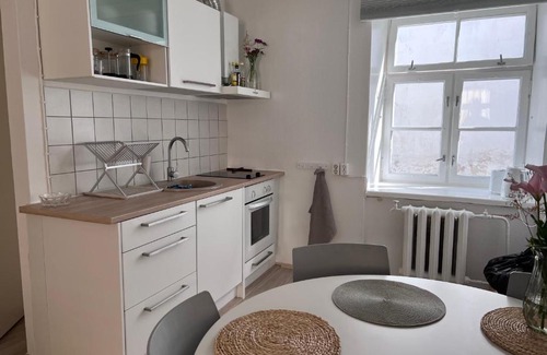 Kuressaare Apartamento | Cozy Old Town Apartment