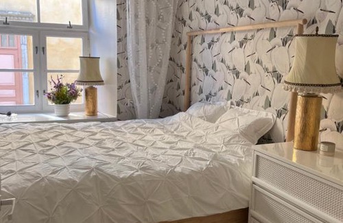 Kuressaare Apartamento | Cozy Old Town Apartment