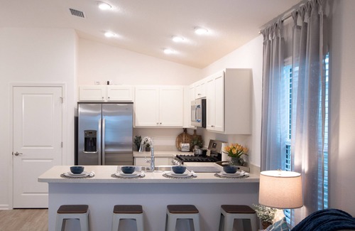 Okahumpka Casa | Cozy Patio Villa