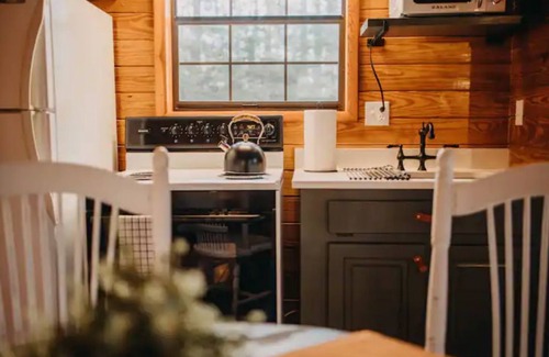 Dawsonville Cabina | Cozy, Peaceful Cabin Hideaway in North Georgia