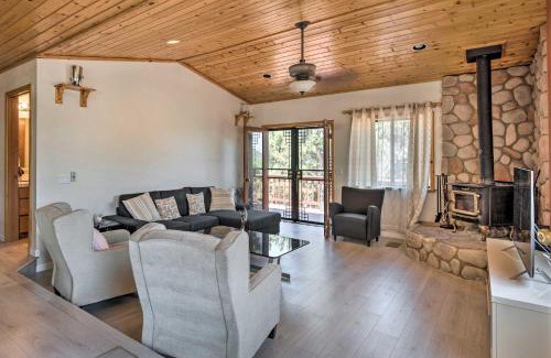 Pine Mountain Club Casa | Cozy Pine Mountain Cabin Hike, Bike, Fish Nearby!