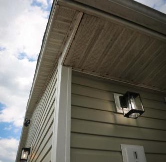 Charles Town Casa | Cozy Pool & Hot Tub Retreat by Casino