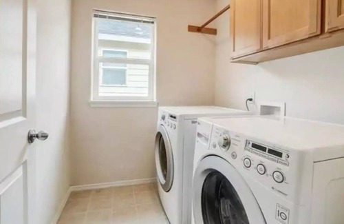 Hillsboro Casa | Cozy private bedroom near downtown Hillsboro
