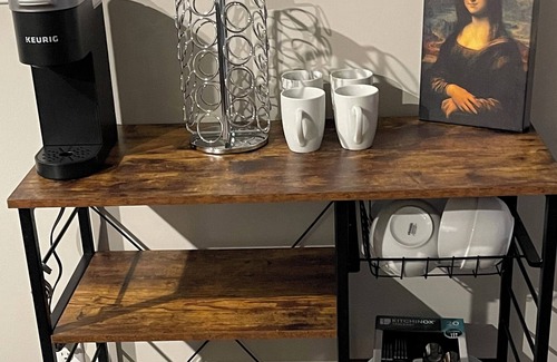 Lovejoy Casa | Cozy Private Bedroom w/shared bathroom