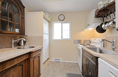 Oaklands Apartamento | Suite superior acogedora y tranquila totalmente amueblada y con servicios públicos, 2 dormitorios, capacidad para 3 parejas