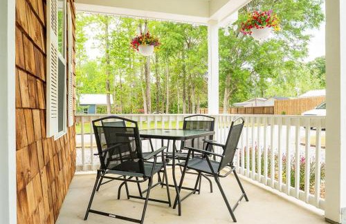 Hightsville Casa | Cozy & Quiet Cottage Near Historic Downtown & ILM