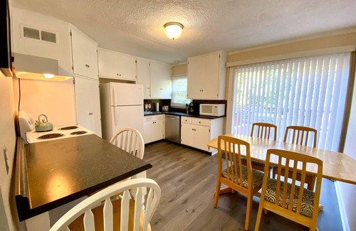 Merriam Casa | Cozy Ranch Close to everything