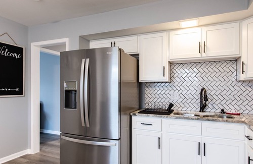 Bridgeport Casa | Cozy remodeled home, close to Louisville's attractions!