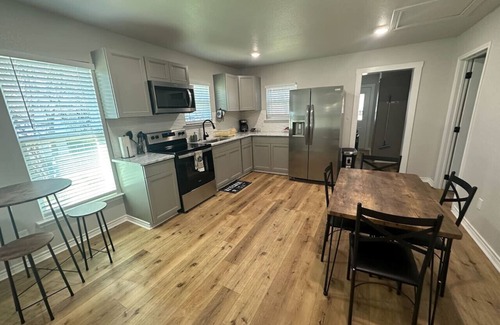 Belton Apartamento | Cozy Renovated 3BR Home | Downtown Belton & Near UMHB