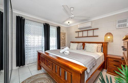 Rasmussen Casa | Cozy Retreat Ideal for Families or Groups