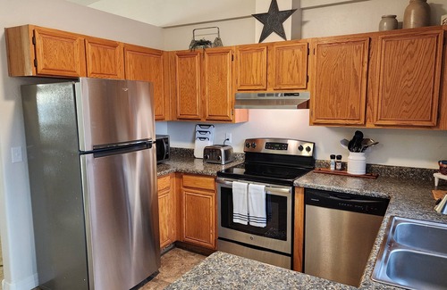 Prescott Valley Casa | Cozy Retreat only 10 minutes from Whiskey Row and Court House Square.