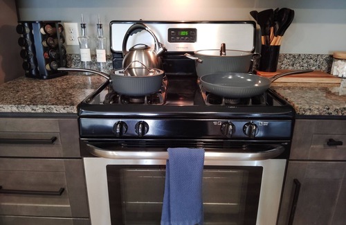 Chesterton Casa | Cozy Retreat w/Hot tub Indiana dunes Beaches Trails