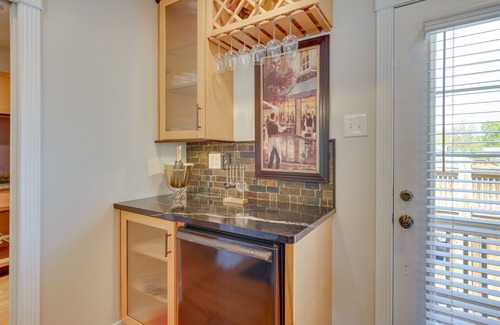 Lakeside Casa | Cozy Richmond Retreat w/ Yard ~ 5 Mi to Dtwn!