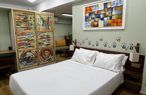 Dhaka Apartamento | Cozy Rooftop Retreat with Netflix & Gym, Near Metro & Mall