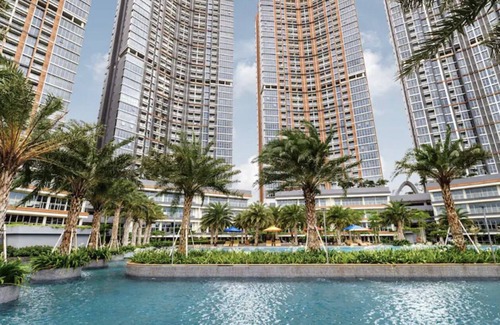 Pantai Indah Kapuk Apartamento | Cozy Room with large Outdoor Pool - 15 minutes drive from Airport