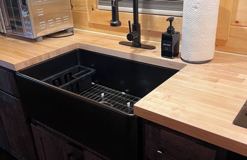 West Milton Casa | Cozy Rustic Tiny House @ the Horse Stable w/horse back trail riding & more!