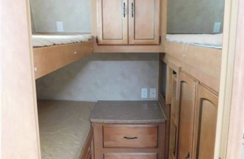 Sault Ste. Marie Casa | Cozy RV in Pleasant Sault Ste. Marie with AC - Sleeps 7