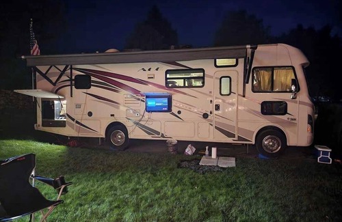 Pierceton Casa | Cozy RV with AC and WiFi in Serene Pierceton Yogi Bear Jellystone Park