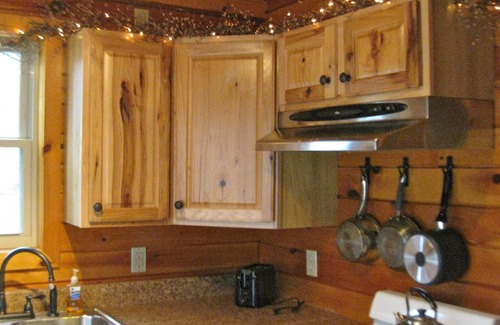 Campton Cabina | Cozy Secluded Cabin with wi-fi