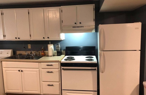 Waynesboro Apartamento | Cozy Space in Downtown Waynesboro Close to Parkway, BR Tunnel, 151