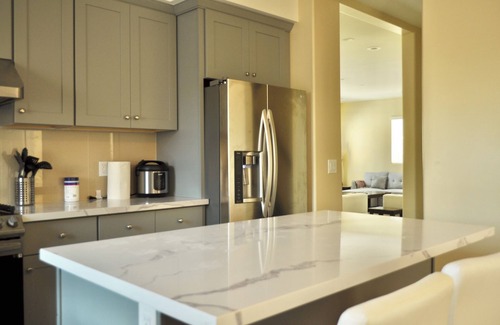 North Central Casa | Cozy spacious house near RoseBowl, DTLA, and more