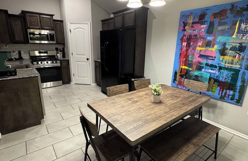 Wheatland Casa | Cozy & Spacious Retreat