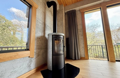 Akiruno Casa | Cozy spacious suite by the creek / Tateya vacation 120