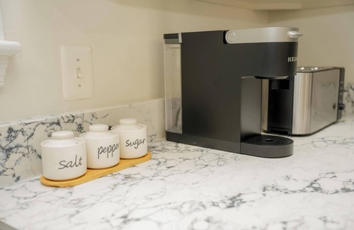 Wheaton-Glenmont Casa | Cozy stay in Silver Spring- See the best of DC