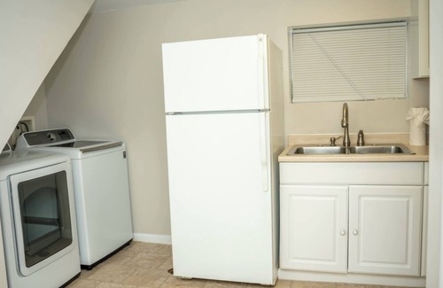 Wheaton-Glenmont Casa | Cozy stay in Silver Spring- See the best of DC