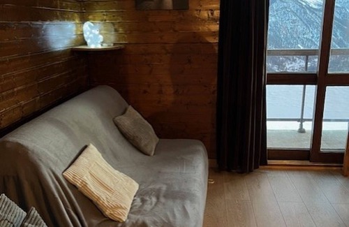 Orcieres-Merlette Apartamento | Cozy studio for 4, pets allowed, near slopes, south-facing balcony