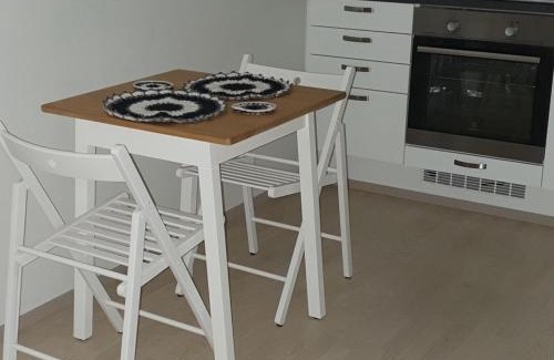 Lantinen District Apartamento | Cozy Studio in Espoo - Free Garage Parking