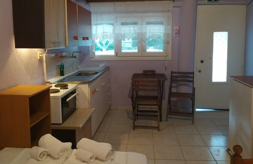 Metamorfosi Apartamento | Cozy studio in Halkidiki - two minutes walk to the beach