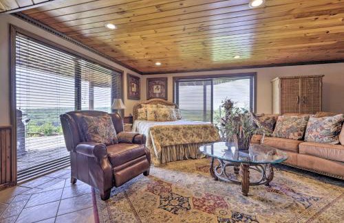 Montville Apartamento | Cozy Studio Indoor Hot Tub and Inground Pool Access