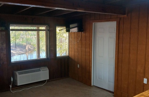Mayo Apartamento | Cozy studio with AC, fitness room, WiFi in charming Mayo