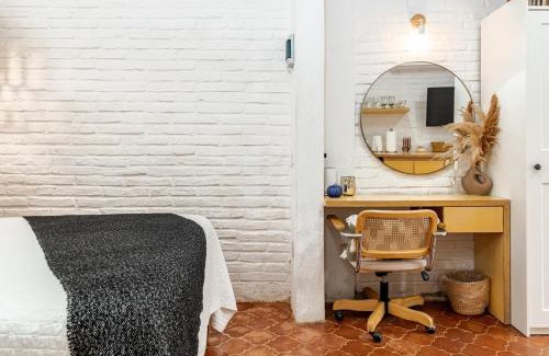 Centro de Puerto Vallarta Apartamento | Cozy studio with a private patio